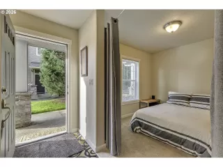 Photo #1: 641077170 Listing