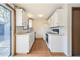 Photo #1: 641339892 Listing 