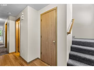 Photo #5: 641512179 Listing