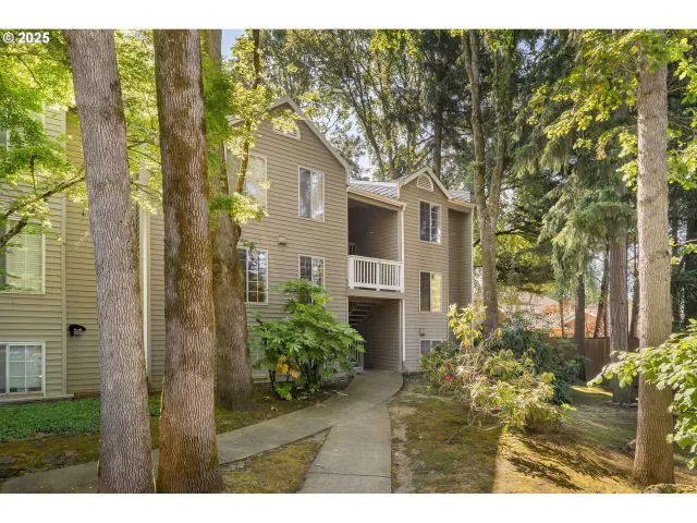 MLS: 641551081 Condo For Sale