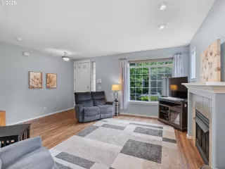 Photo #1: 641587003 Listing 