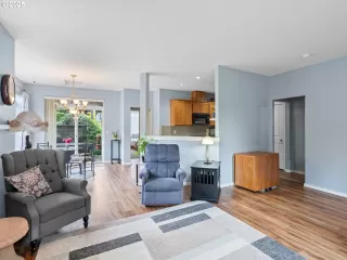 Photo #2: 641587003 Listing 