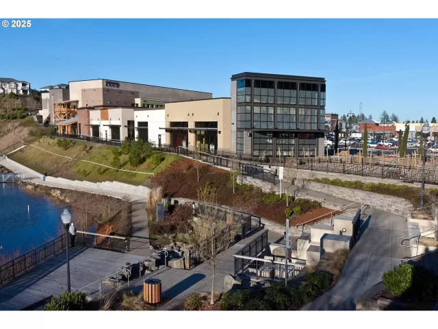 MLS: 641801012 Condo For Sale