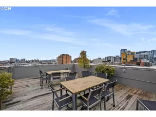 Photo #4: 641831940 Listing 