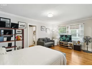 Photo #3: 641858759 Listing 