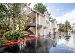 Photo #1: 642135503 Listing