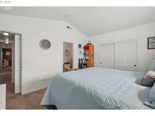 Photo #6: 642200820 Listing 