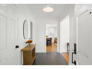 Photo #1: 642460750 Listing