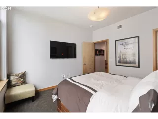 Photo #2: 642506630 Listing 