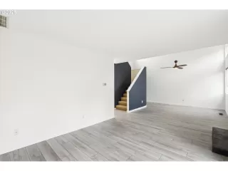 Photo #1: 642829742 Listing