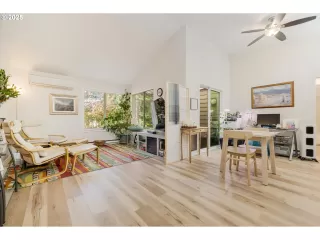 Photo #4: 643095656 Listing