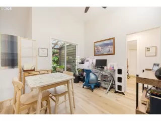 Photo #6: 643095656 Listing