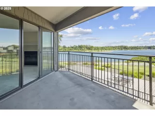 Photo #6: 643226833 Listing 