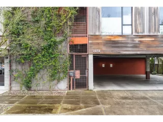 Photo #4: 643337767 Listing 