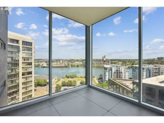 Photo #2: 643355224 Listing 