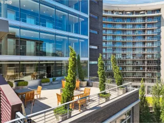 Photo #4: 643355224 Listing 