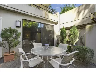 Photo #1: 643948871 Listing