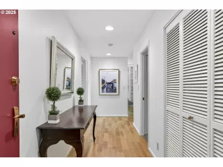 Photo #2: 643948871 Listing