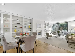 Photo #4: 643948871 Listing