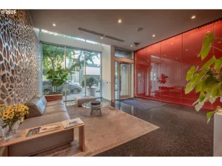 Photo #5: 644038393 Listing