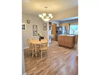 Photo #1: 644054022 Listing 