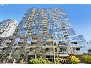 Photo #1: 644391364 Listing