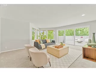 Photo #6: 644663037 Listing