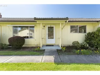 More Details about MLS # 644696442 : 12395 SE MAIN ST