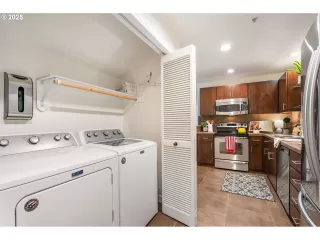 Photo #5: 645399960 Listing