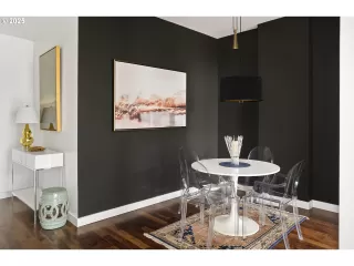 Photo #5: 646320851 Listing