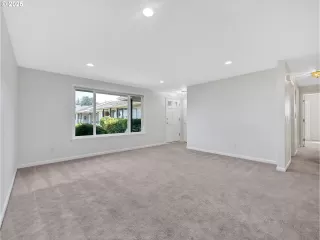 Photo #1: 646661603 Listing 