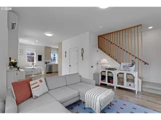 Photo #5: 646682254 Listing 