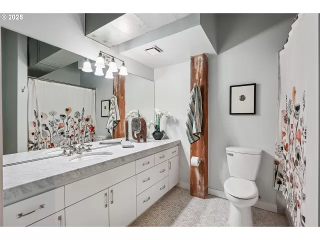 MLS: 646914367 Condo For Sale