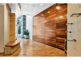 Photo #6: 647118193 Listing 