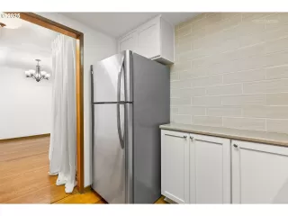 Photo #6: 648304969 Listing