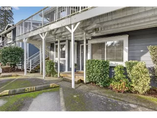 Photo #1: 648877406 Listing 