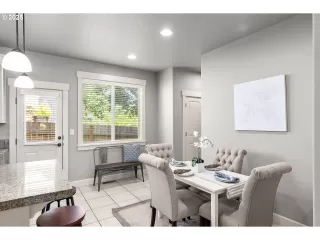 Photo #4: 649234709 Listing 