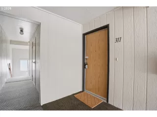 Photo #3: 649295935 Listing 