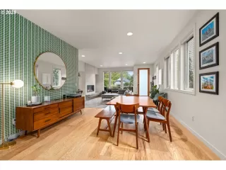 Photo #3: 650431384 Listing 