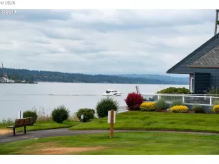 Photo #2: 650677219 Listing