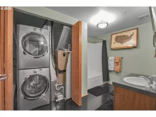 Photo #1: 650732726 Listing 