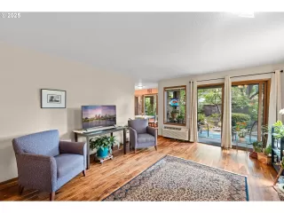 Photo #1: 650892498 Listing