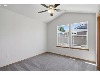 Photo #2: 651459366 Listing