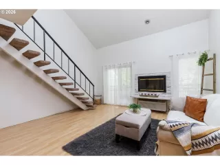 Photo #2: 652376109 Listing 