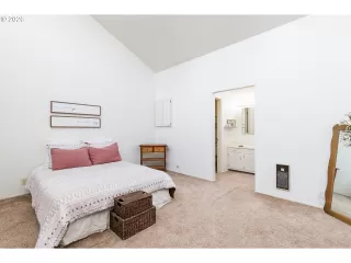 Photo #5: 652376109 Listing 