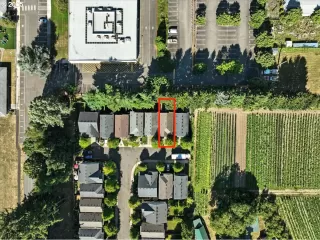 Photo #6: 652884480 Listing