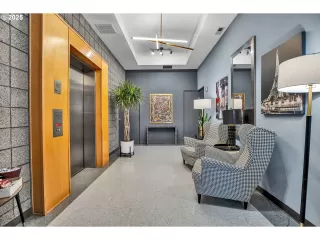 Photo #3: 653640368 Listing 