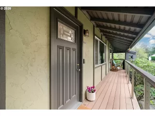 More Details about MLS # 653766022 : 3032 SW FLORIDA CT C