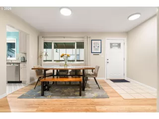 Photo #2: 653766022 Listing 