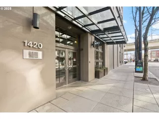 Photo #3: 654006005 Listing 